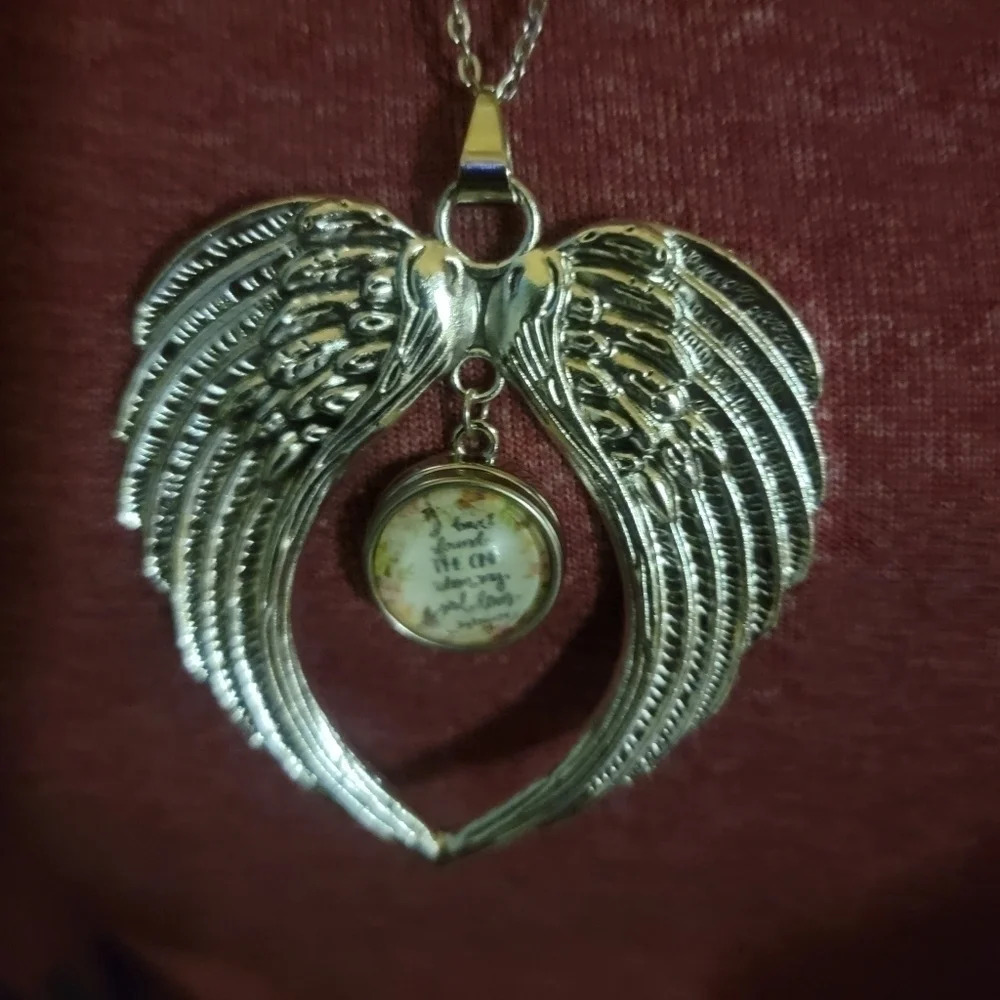 NECKLACES - Picture 2 of 7